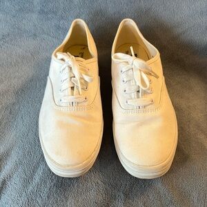 Keds White Canvas Champion Sneakers. Vintage 1990’s era. Lightly Worn Size 8.